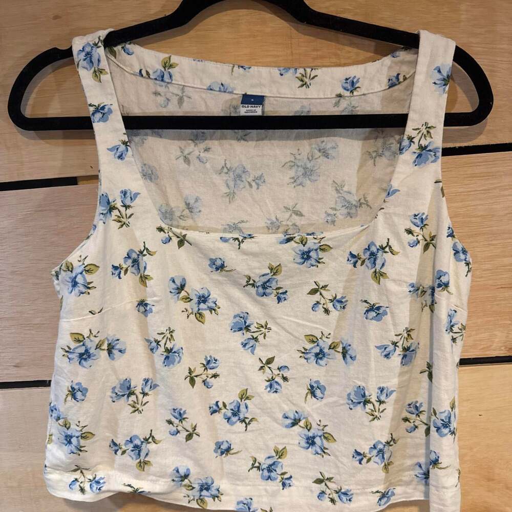 Women's White and Cream Crop-top